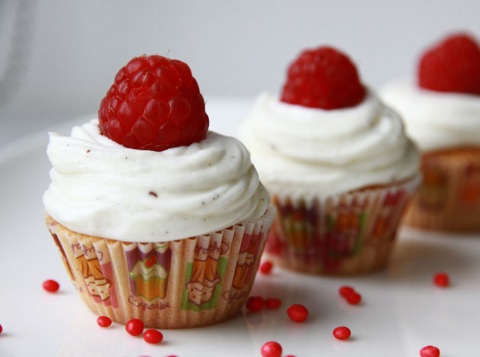 Tee-Muffins mit Grüntee Himbeere