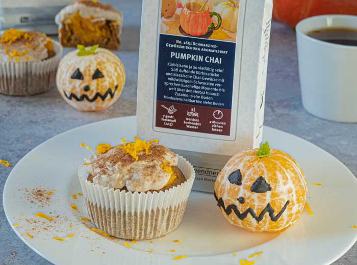 Pumpkin Chai Muffins